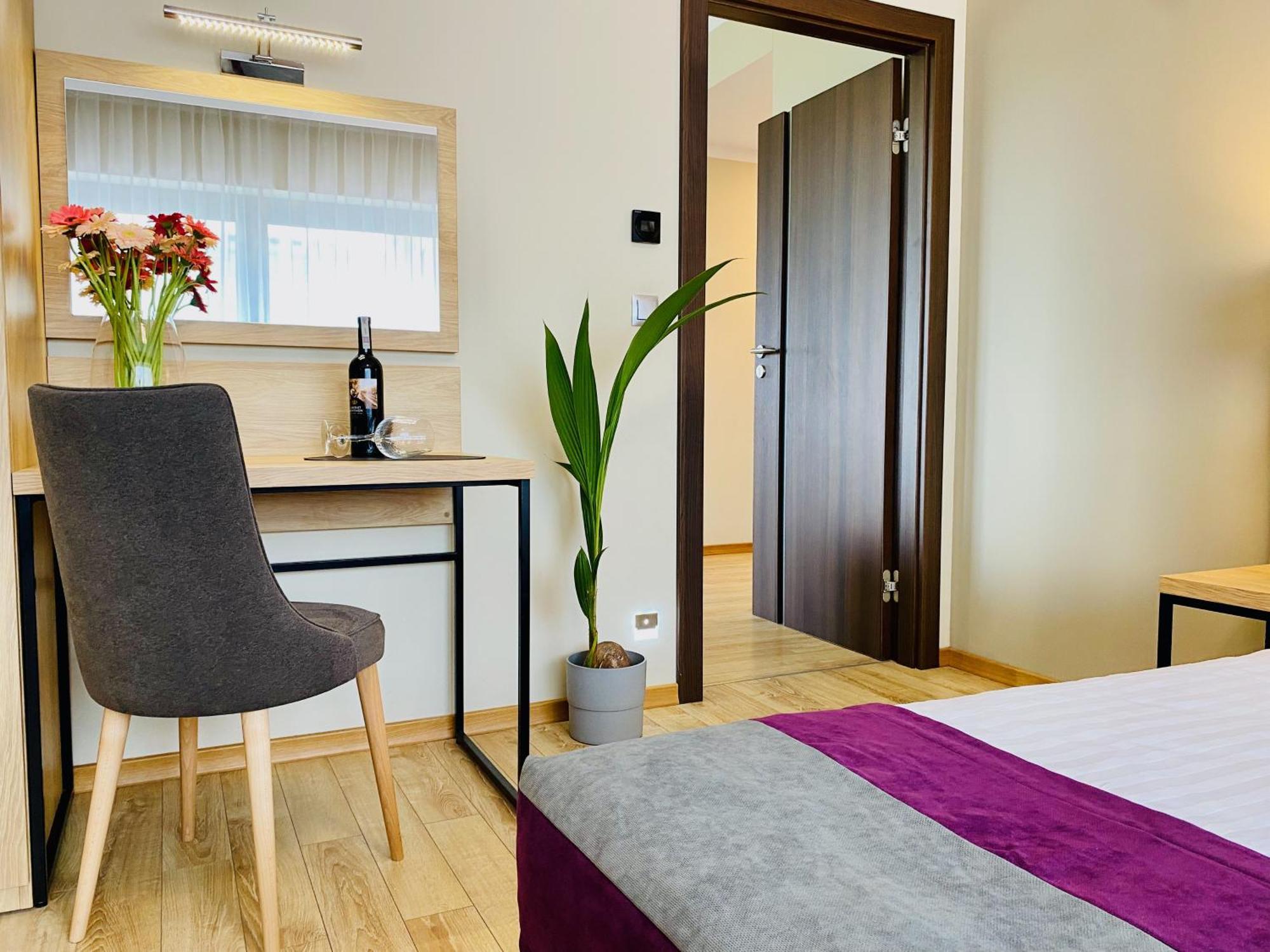 Hotel Conrad Comfort Cracovia Exterior foto